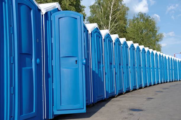 Porta potty delivery and setup in Shasta Lake, CA